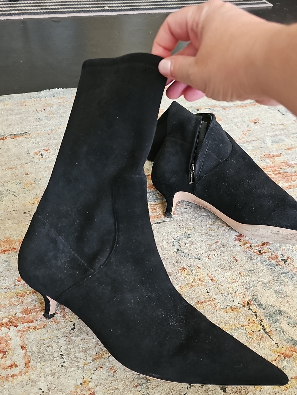 Veronica Beard Black Pointed Kitten Heel Ankle Boots Sz 9.5